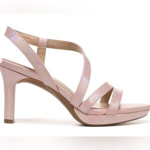 Naturalizer size 9.5 open toe pump sandals